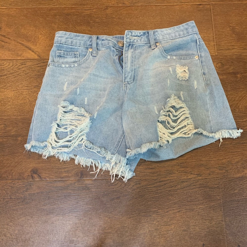 distressed jean shorts